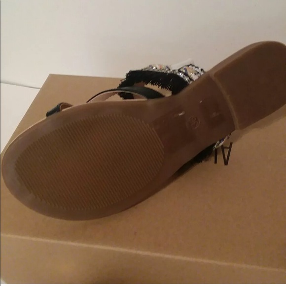 ALEXIS LEROY SANDALS SIZE 5-5 1/2 - Picture 4 of 6